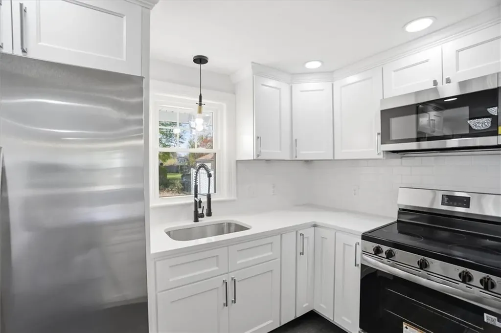 45 Metropolitian Park Drive East Providence RI 02915