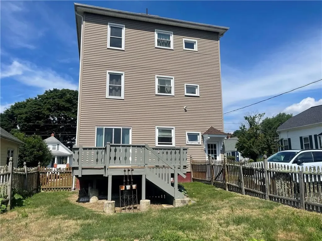 22 Sheffield Avenue North Providence RI 02911