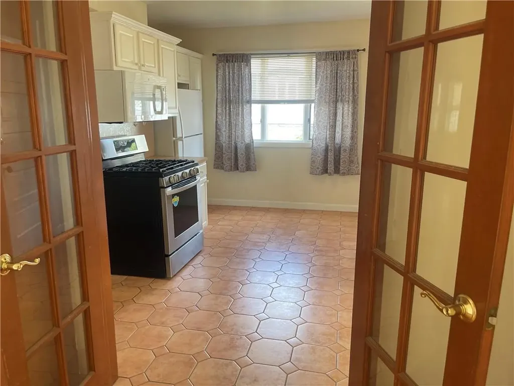 22 Sheffield Avenue North Providence RI 02911