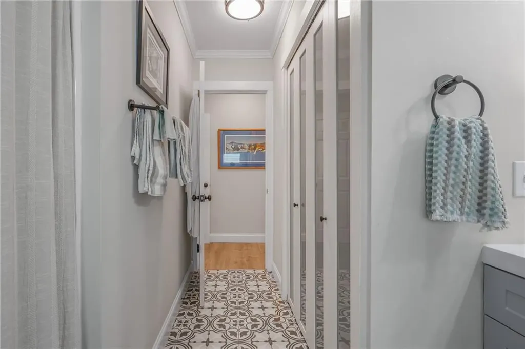 381 Wood Street Bristol RI 02809