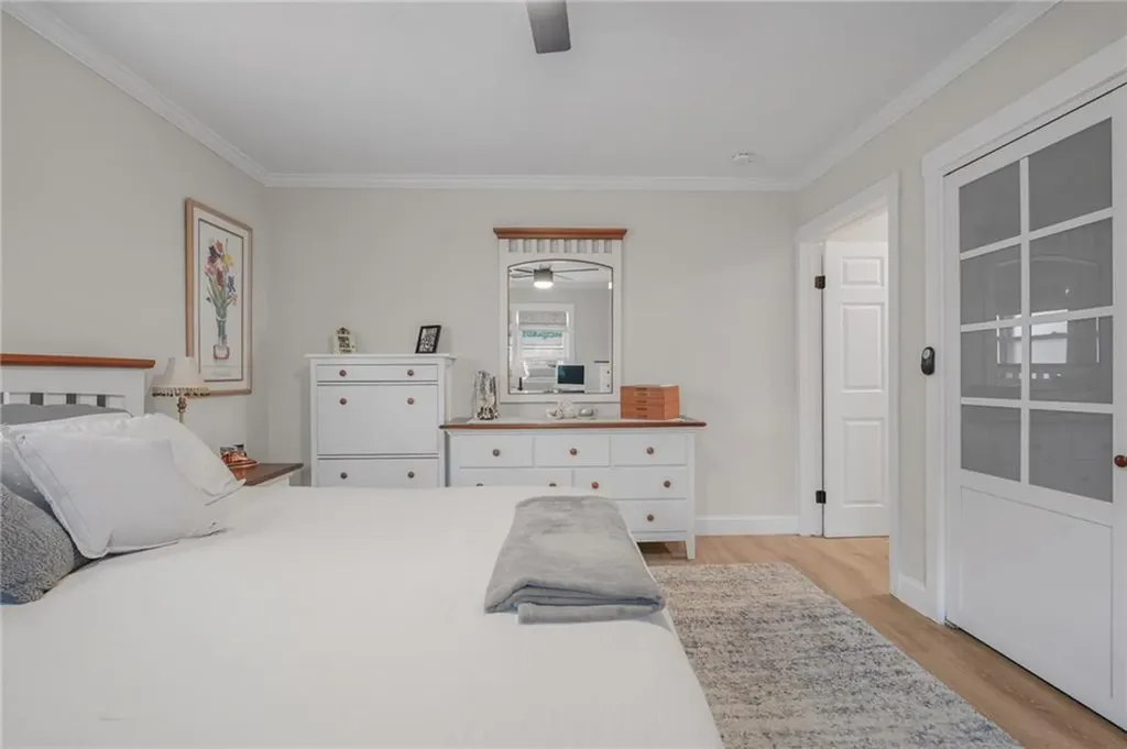 381 Wood Street Bristol RI 02809