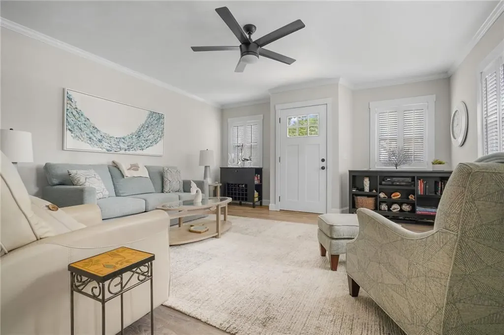381 Wood Street Bristol RI 02809