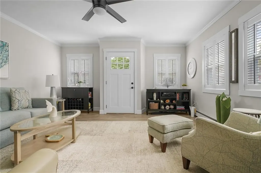 381 Wood Street Bristol RI 02809