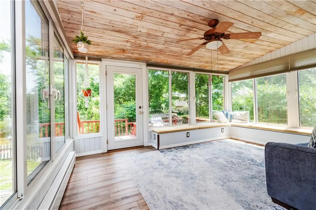 41 Mount View Avenue North Kingstown RI 02852