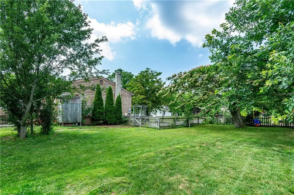 41 Mount View Avenue North Kingstown RI 02852