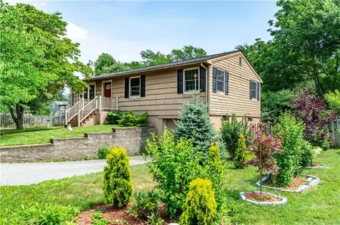 41 Mount View Avenue North Kingstown RI 02852