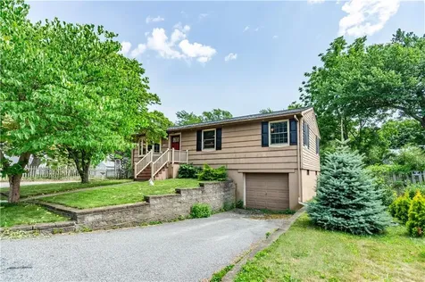 41 Mount View Avenue North Kingstown RI 02852