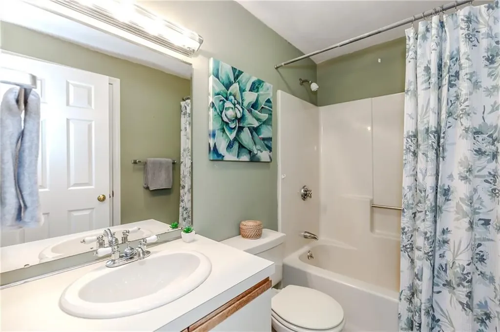351 New London Avenue Warwick RI 02886