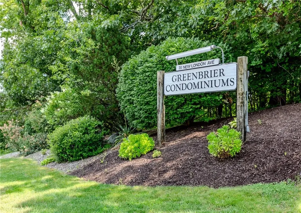351 New London Avenue Warwick RI 02886