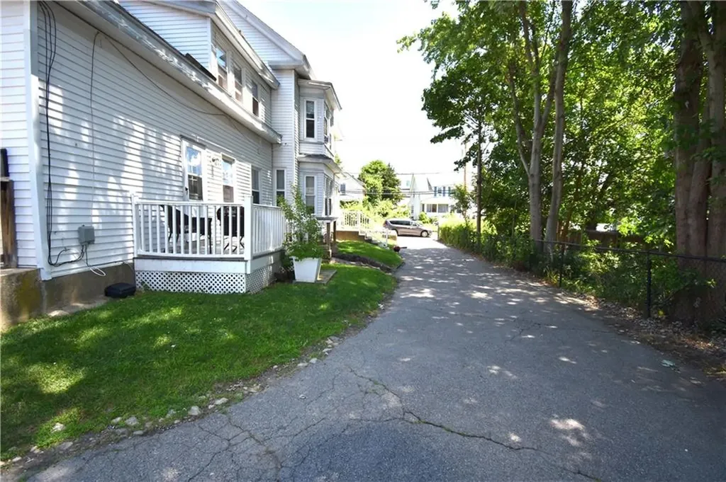 272 Unit 2 Nahatan Street Norwood MA 02062