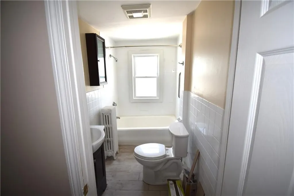 272 Unit 2 Nahatan Street Norwood MA 02062