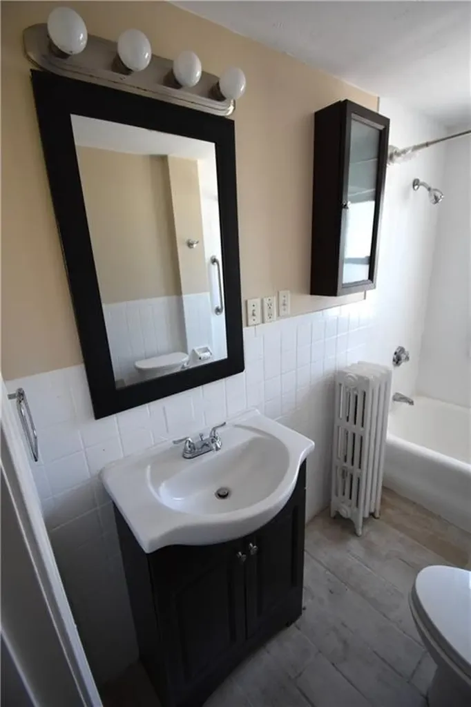 272 Unit 2 Nahatan Street Norwood MA 02062