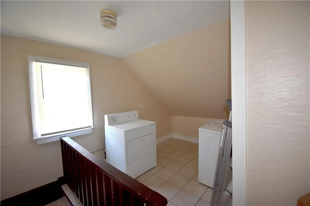 272 Unit 2 Nahatan Street Norwood MA 02062