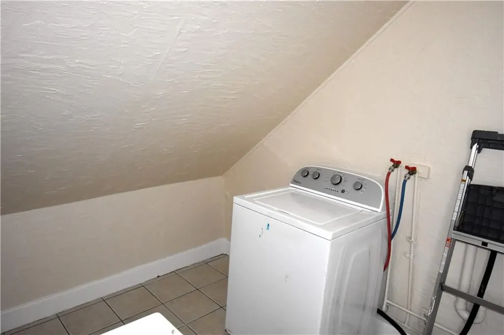 272 Unit 2 Nahatan Street Norwood MA 02062