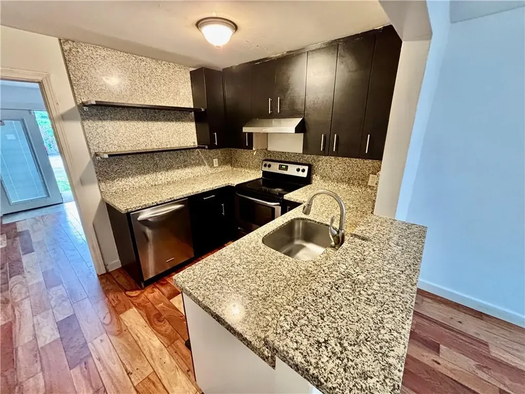84 Tell Street Providence RI 02909