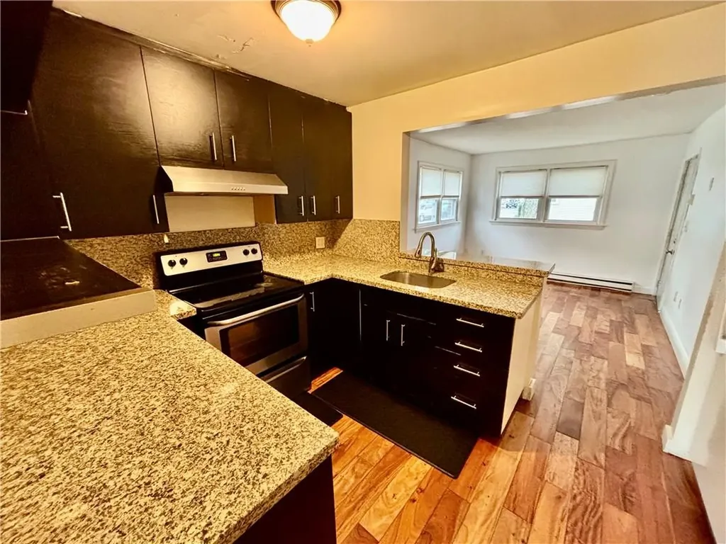 84 Tell Street Providence RI 02909