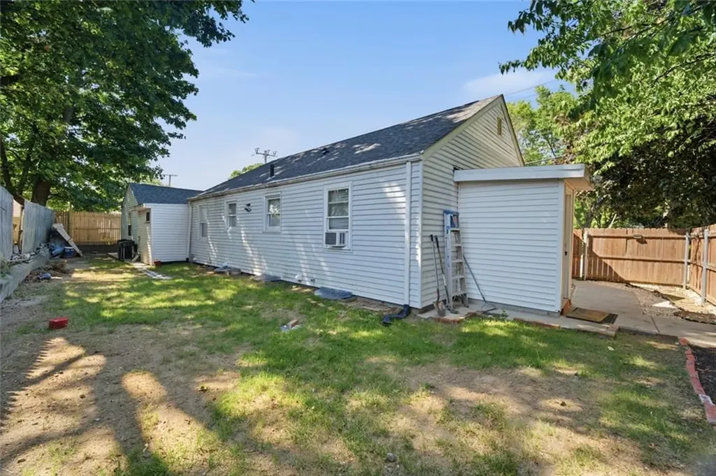 170 Beckwith Street Cranston RI 02910