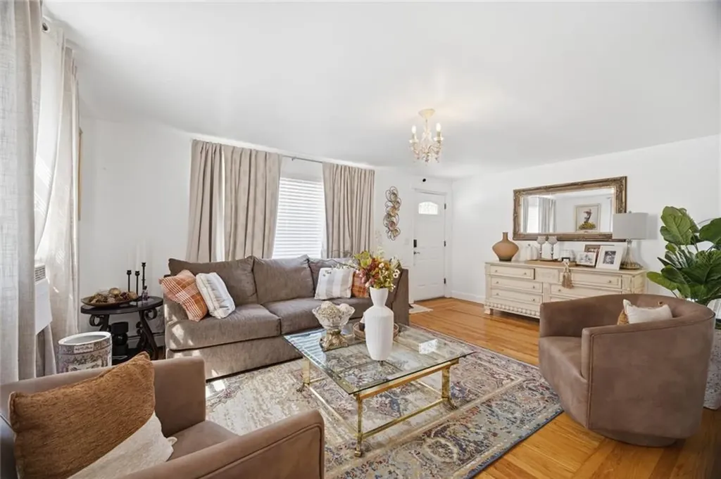170 Beckwith Street Cranston RI 02910