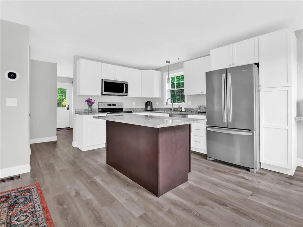 124 Mount Pleasant Road North Smithfield RI 02896