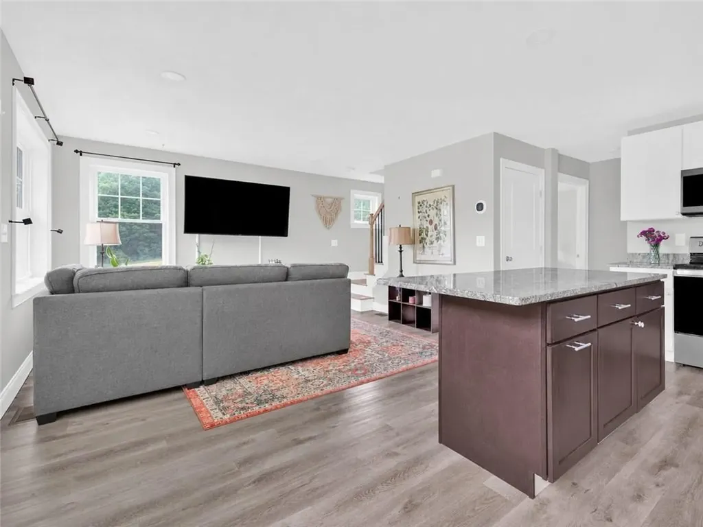 124 Mount Pleasant Road North Smithfield RI 02896