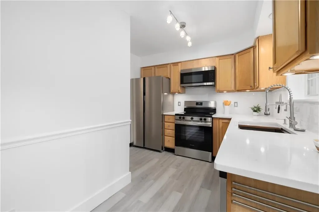 45 Cherry Lane South Kingstown RI 02879