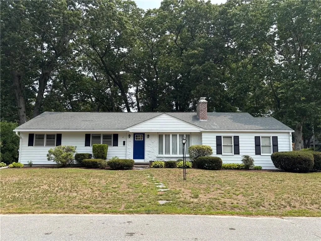 66 Bokar Street Warwick RI 02886