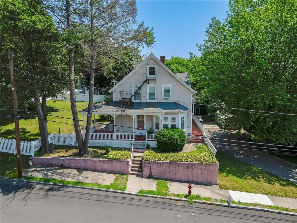 507 Summer Street Woonsocket RI 02895