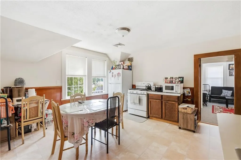 507 Summer Street Woonsocket RI 02895