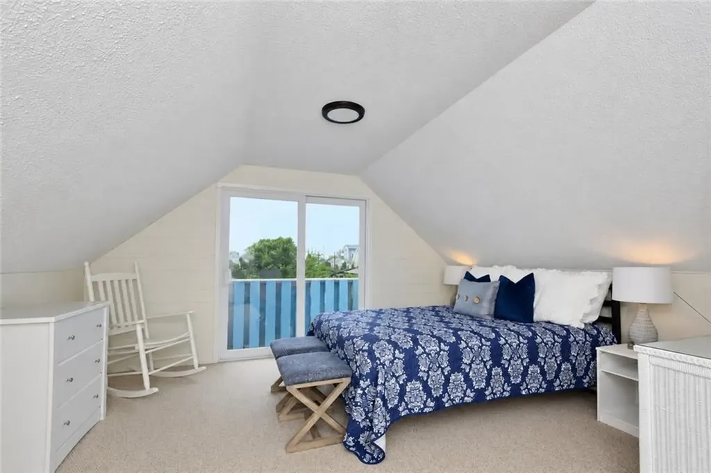 24 Redwood Drive Narragansett RI 02882