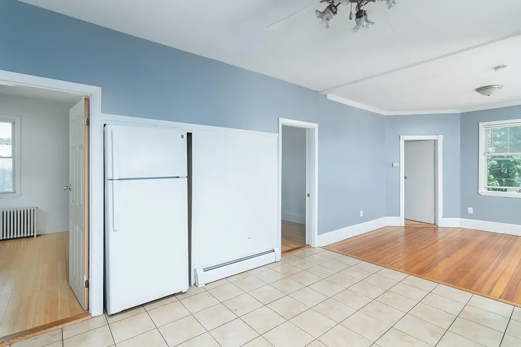 16 Sherwood Street Cranston RI 02920