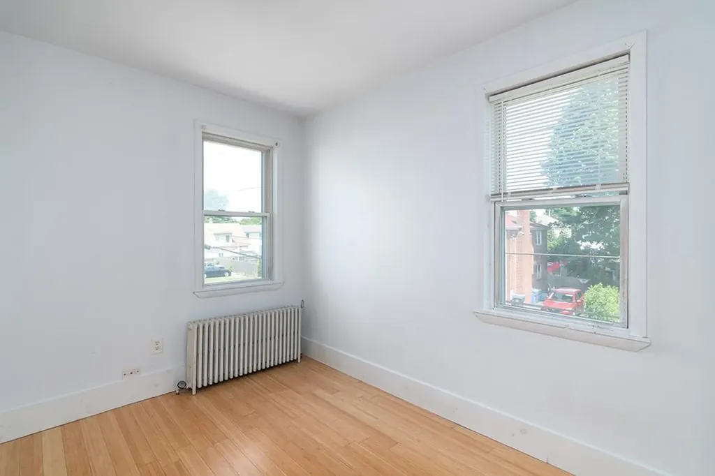 16 Sherwood Street Cranston RI 02920