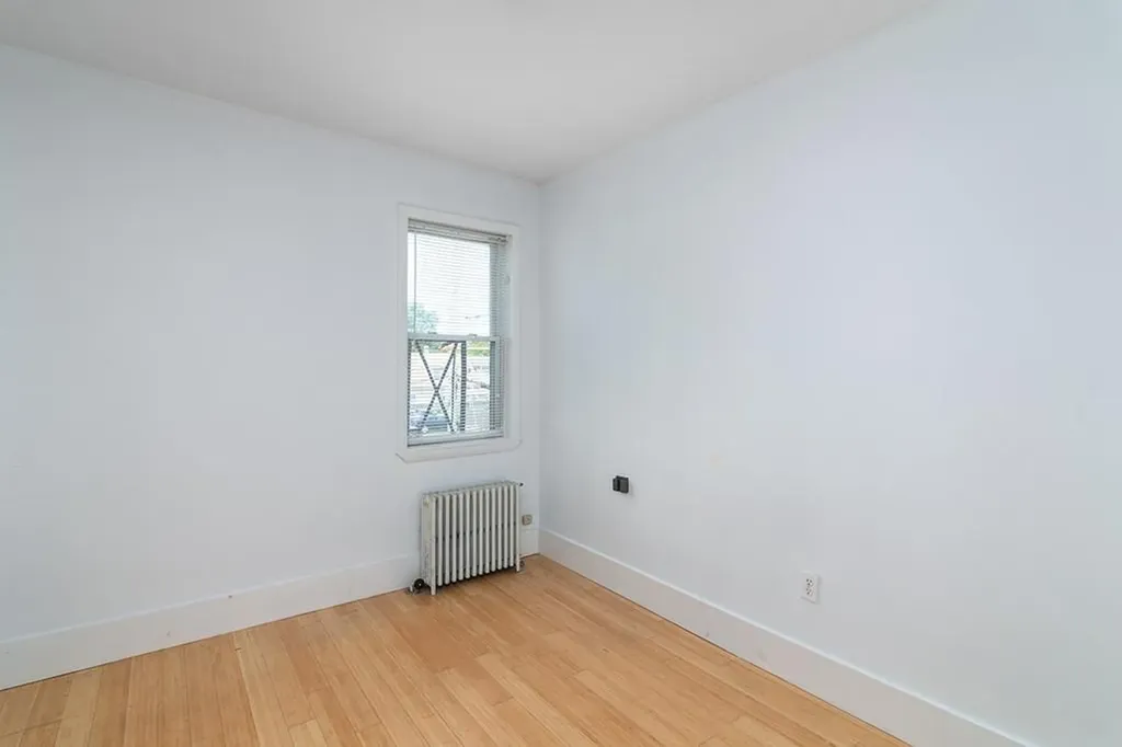 16 Sherwood Street Cranston RI 02920