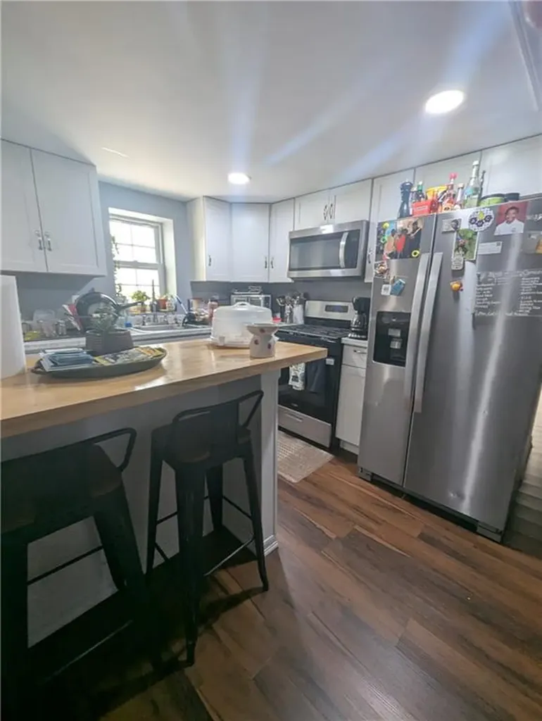 123 Laban Street Providence RI 02909
