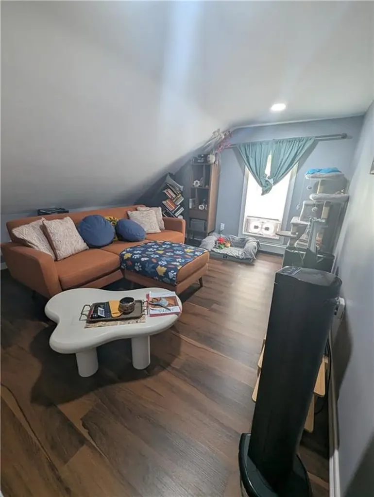 123 Laban Street Providence RI 02909