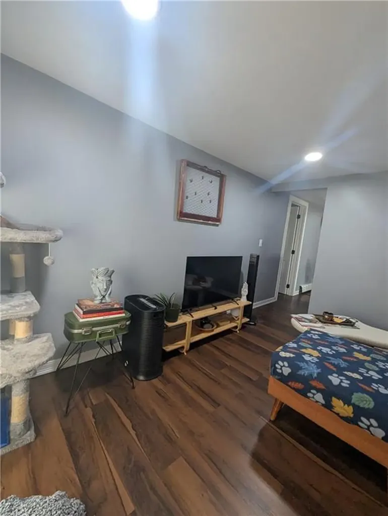 123 Laban Street Providence RI 02909