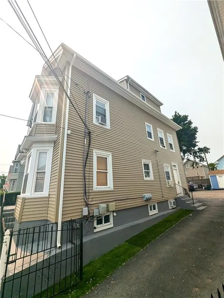 123 Laban Street Providence RI 02909