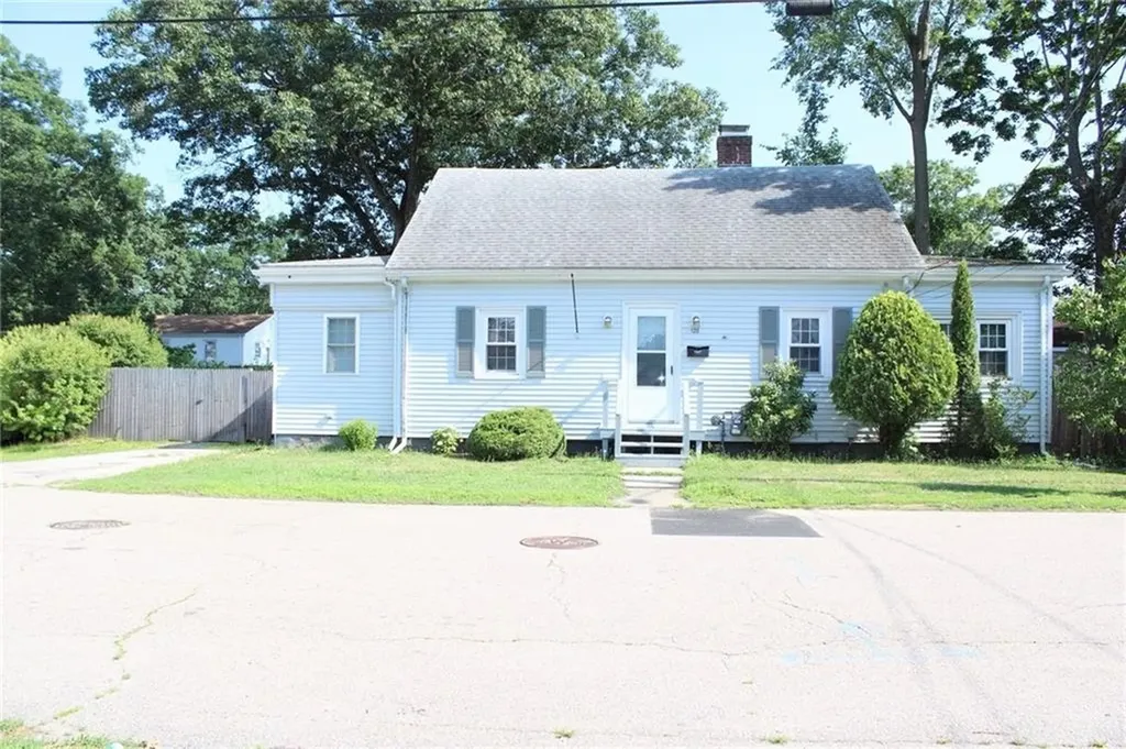128 Fern Street Warwick RI 02889