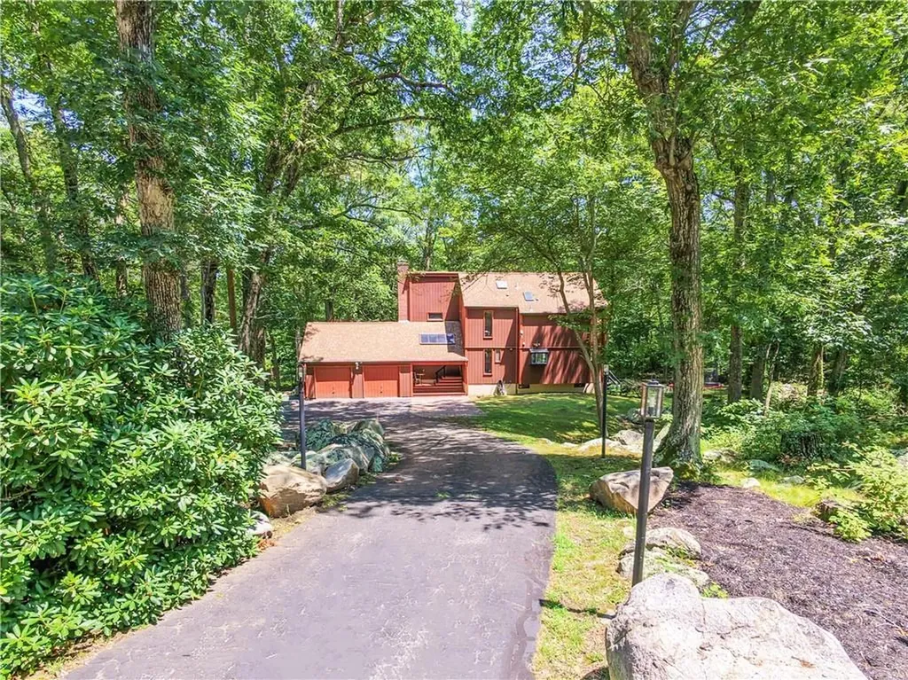 466 Greenbush Road Warwick RI 02818