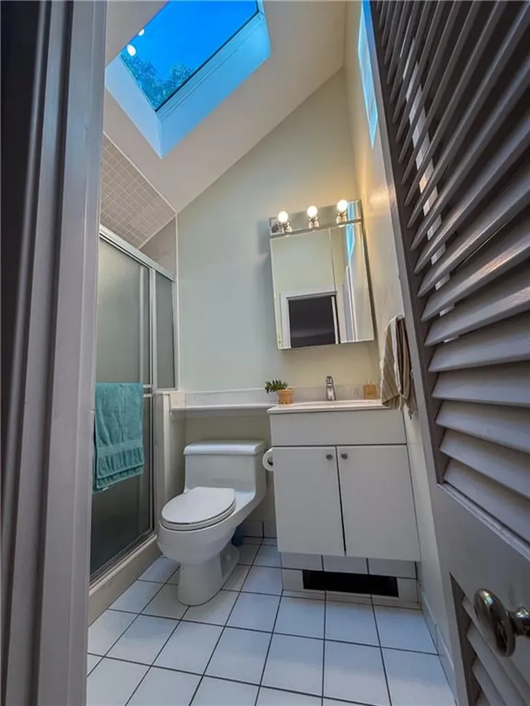 466 Greenbush Road Warwick RI 02818