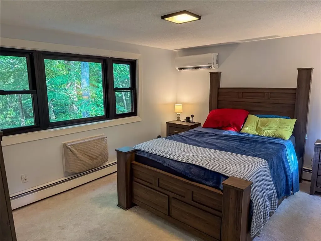 466 Greenbush Road Warwick RI 02818