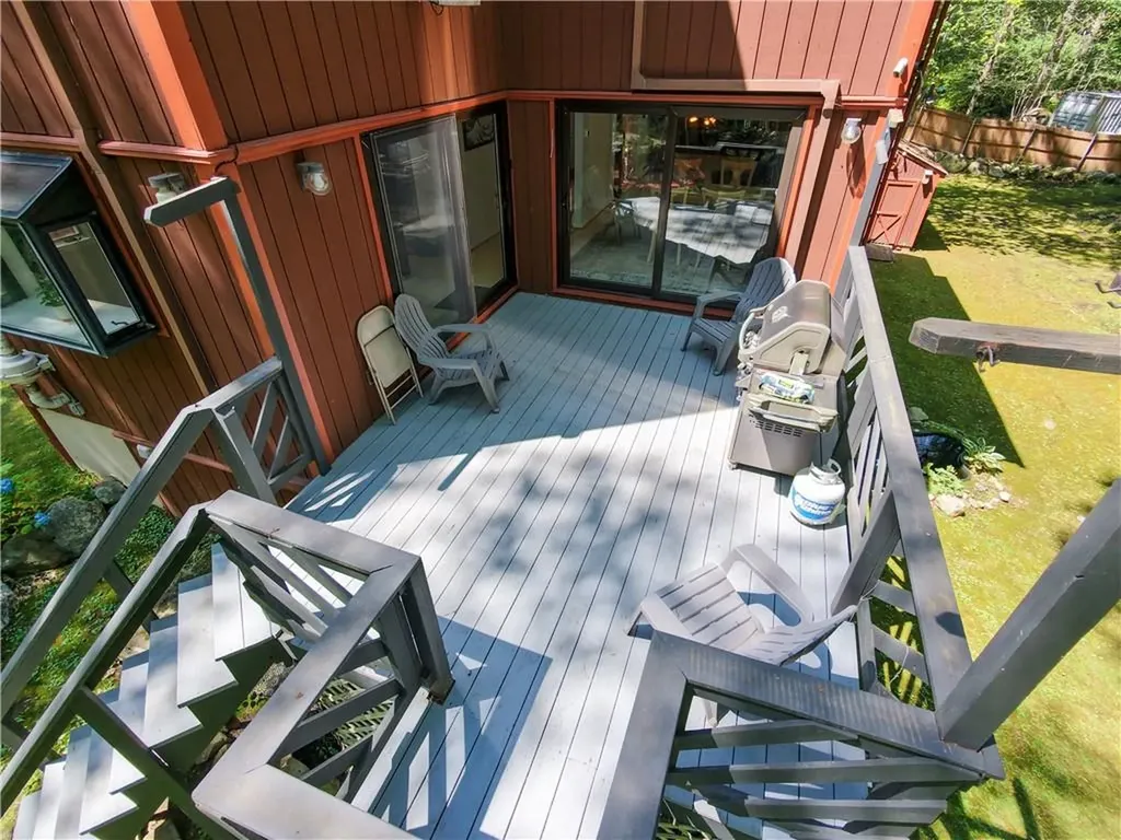 466 Greenbush Road Warwick RI 02818