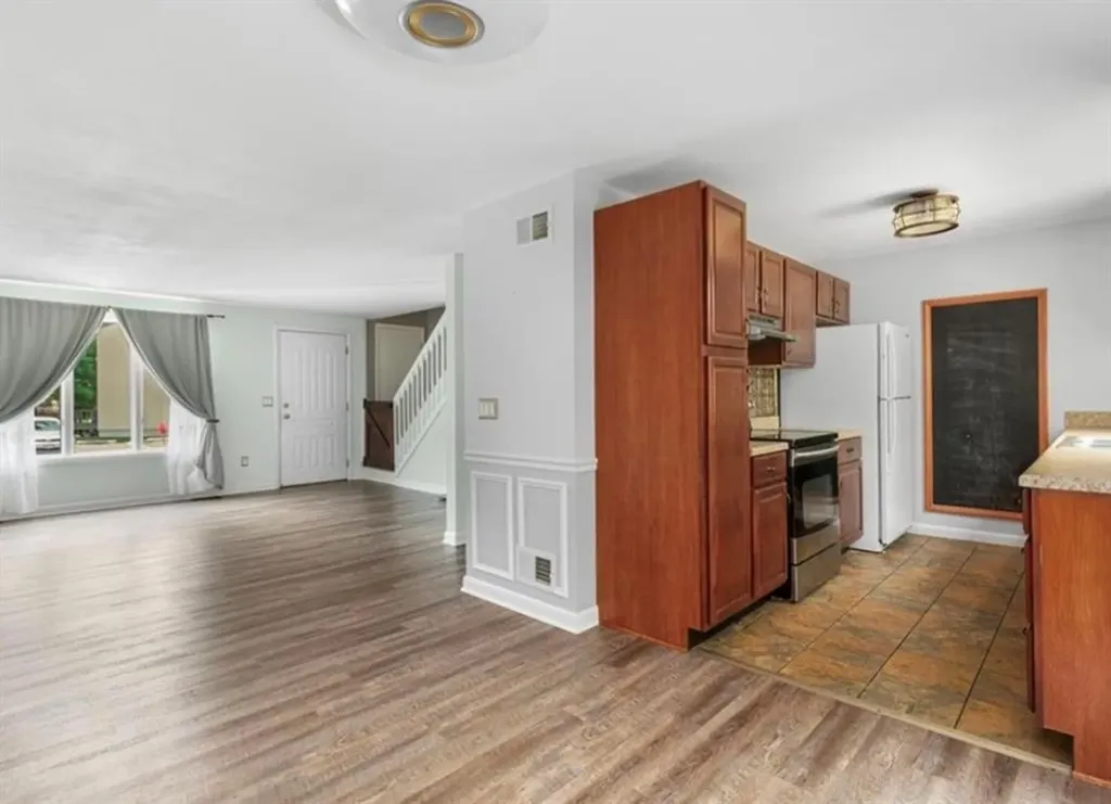 14 Kristee Circle West Warwick RI 02893