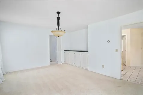 27 Tobin Lane Bristol RI 02809