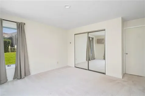 27 Tobin Lane Bristol RI 02809