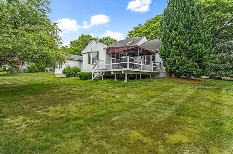 27 Tobin Lane Bristol RI 02809