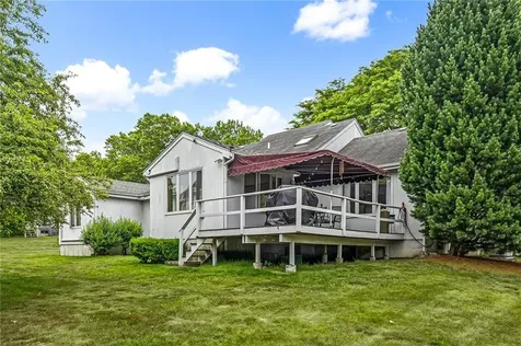 27 Tobin Lane Bristol RI 02809