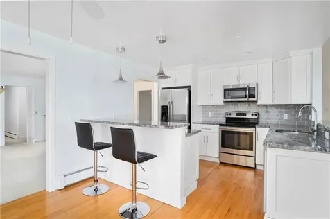 27 Tobin Lane Bristol RI 02809