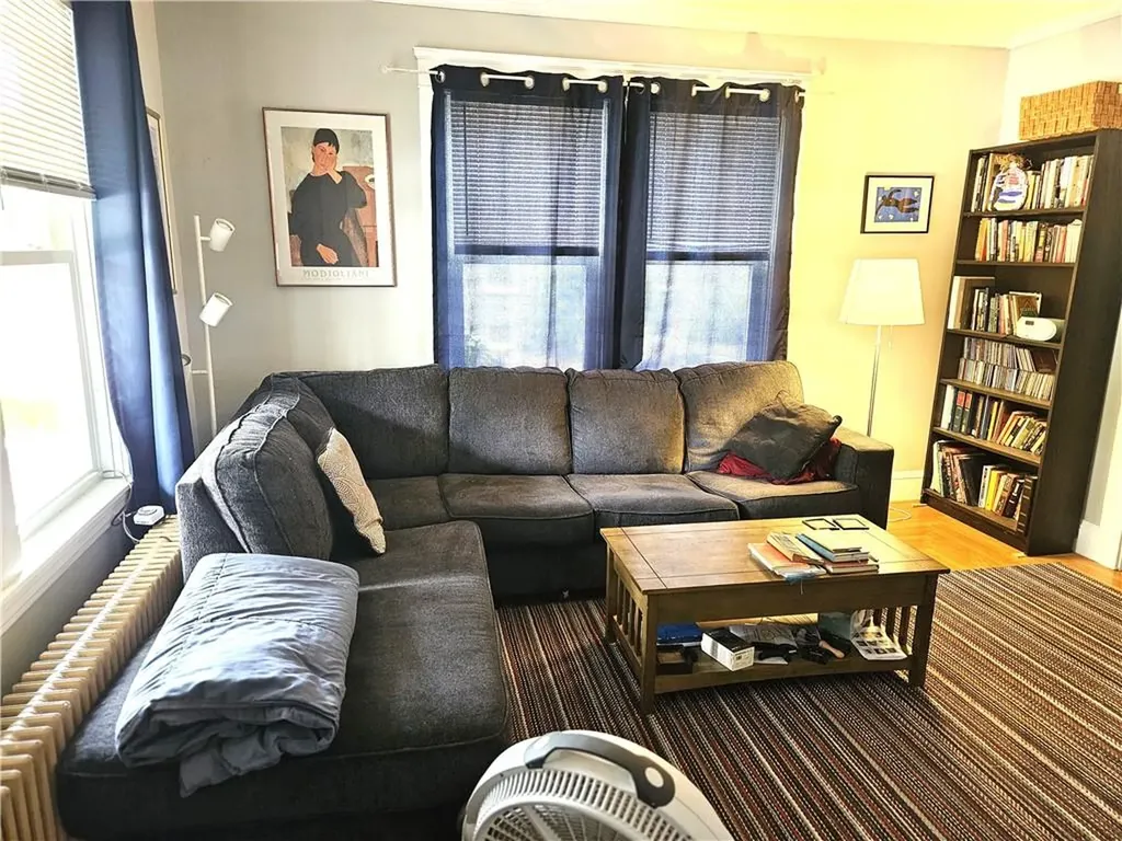 50 52 Oakland Avenue Cranston RI 02910