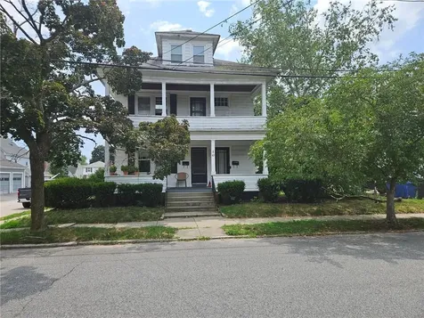 50 52 Oakland Avenue Cranston RI 02910