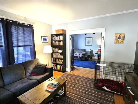 50 52 Oakland Avenue Cranston RI 02910